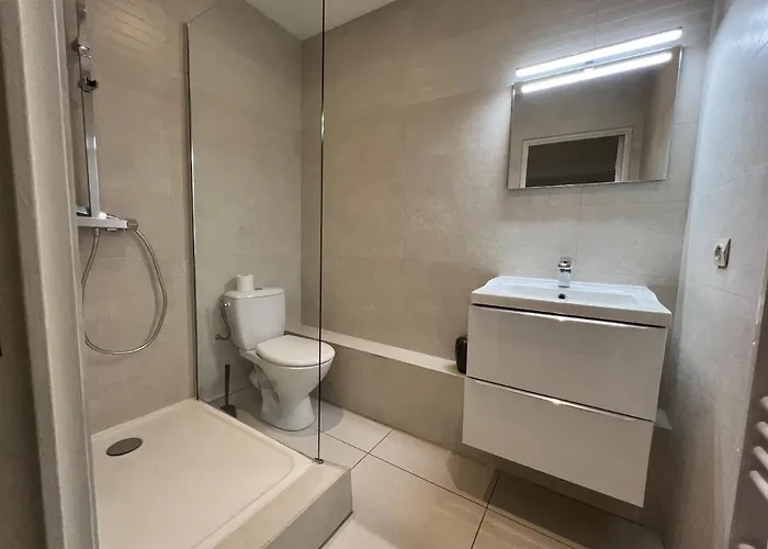 Greyson 3 From Palais By Welcome To